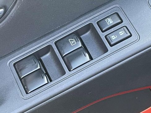 Used 2024 Nissan Frontier Pro-X w/ Pro Convenience Package image 17