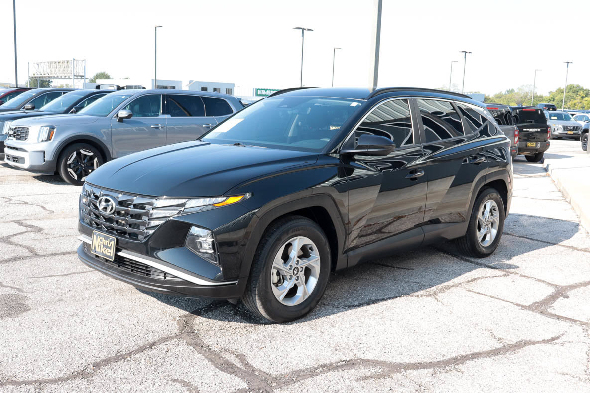 Used 2024 Hyundai Tucson SEL FWD image 3