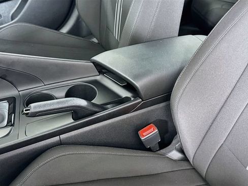 Certified 2025 Hyundai Elantra Sport FWD image 32