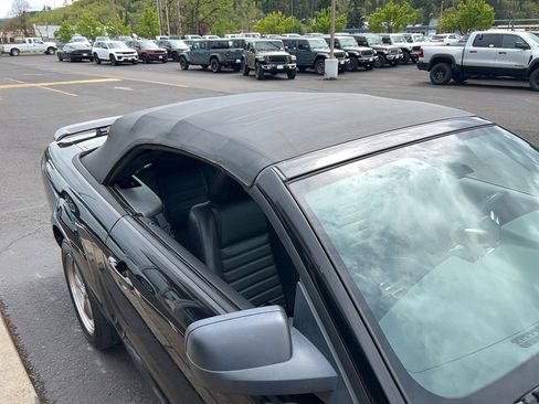 Used 2006 Ford Mustang GT Premium image 14