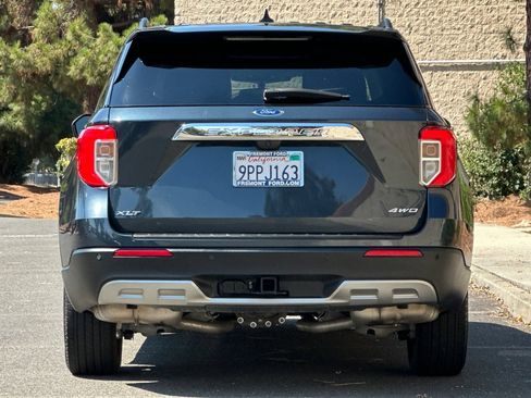 Certified 2024 Ford Explorer XLT w/ Equipment Group 202A AWD/4WD image 4
