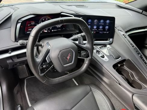 Used 2022 Chevrolet Corvette Stingray Coupe RWD image 10