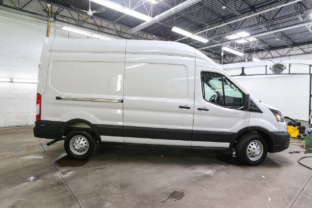 Used 2025 Ford Transit 250 148 High Roof AWD image 12