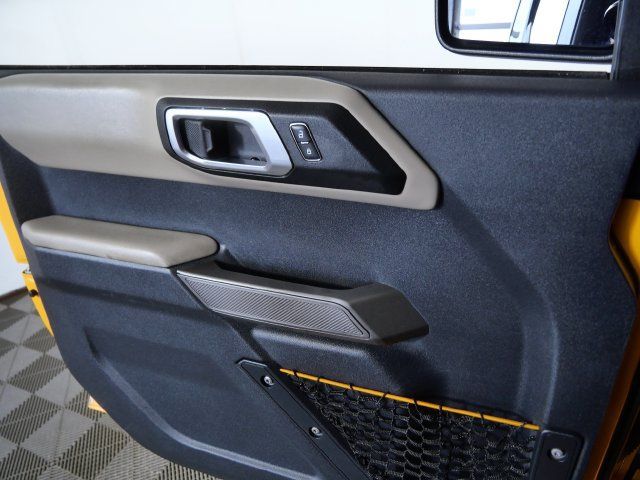 Used 2022 Ford Bronco Wildtrak AWD/4WD image 31