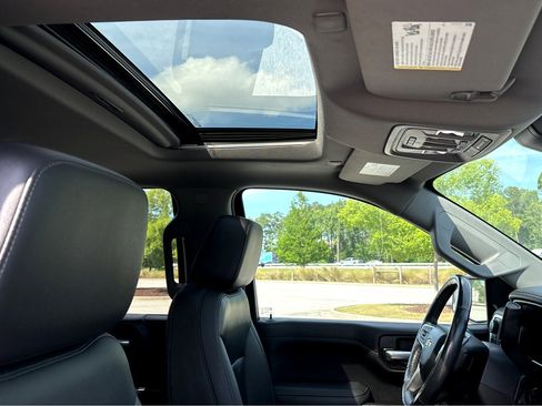 Used 2021 Chevrolet Silverado 1500 LTZ w/ LTZ Premium Package AWD/4WD image 8