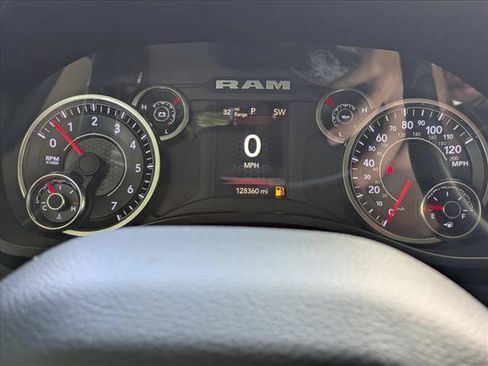 Used 2020 RAM 1500 Big Horn RWD image 4