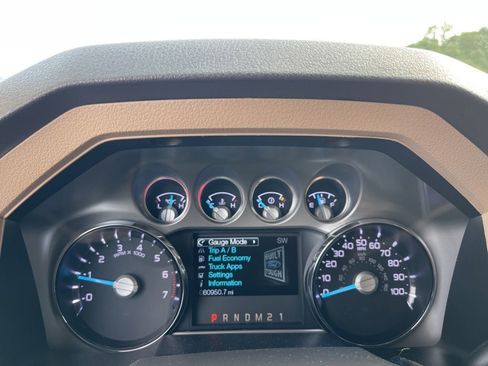 Used 2015 Ford F350 Lariat AWD/4WD image 10