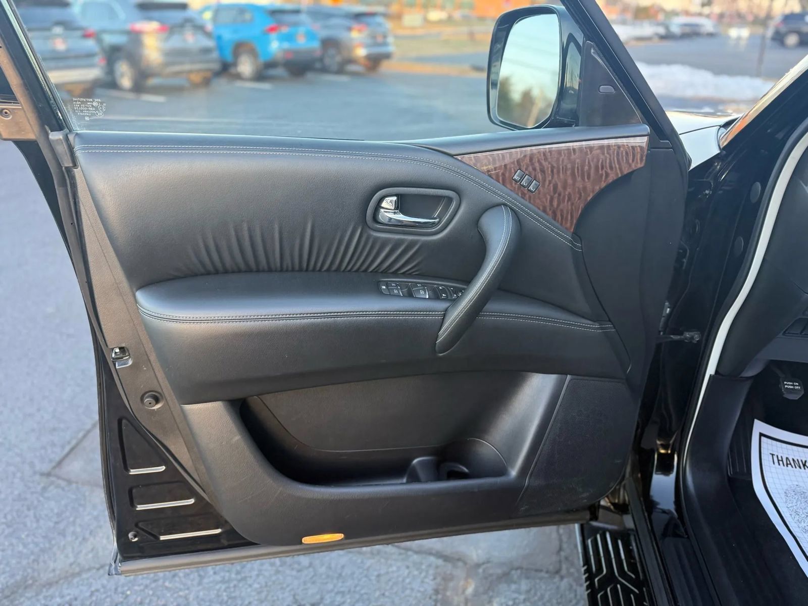 Used 2020 Nissan Armada SL w/ Premium Package AWD/4WD image 11