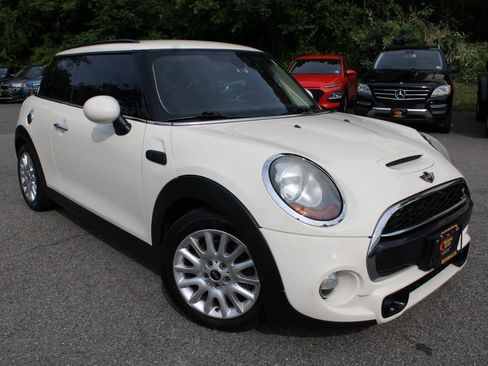 Used 2015 MINI Cooper S FWD image 4