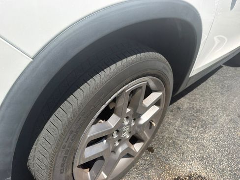 Used 2023 Honda Passport EX-L image 7