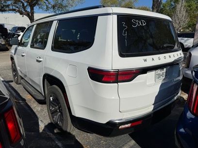 Used 2024 Jeep Wagoneer Series II w/ Flexible Seating Group