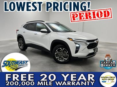Used 2025 Chevrolet Trax LT w/ LT Convenience Package