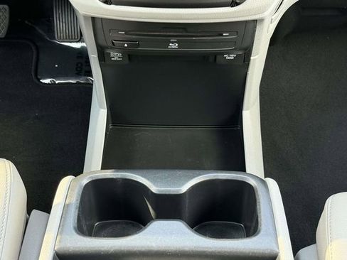 Used 2019 Honda Odyssey Elite image 18