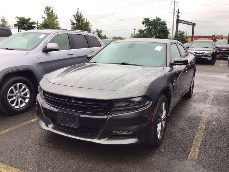 Used 2020 Dodge Charger SXT AWD/4WD image 2