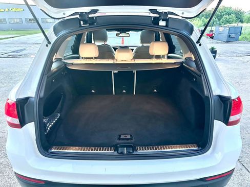 Used 2018 Mercedes-Benz GLC 300 image 14