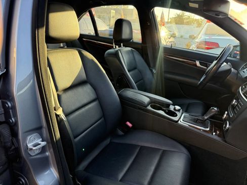 Used 2012 Mercedes-Benz C 250 Sedan image 21