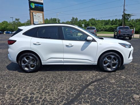 Used 2023 Ford Escape ST-Line Select AWD/4WD image 26