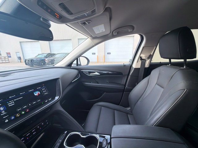 Used 2023 Buick Envision Essence FWD image 34