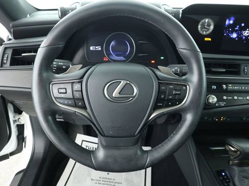 Used 2024 Lexus ES 350 w/ Premium Package image 10