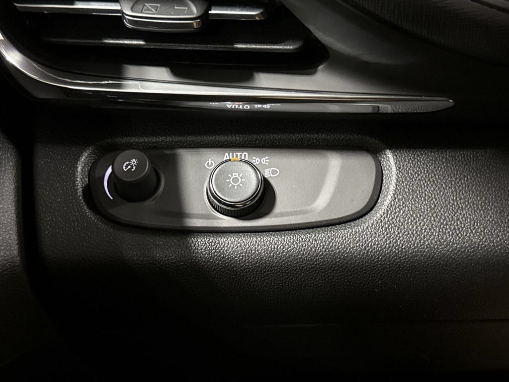 New 2026 Buick Envista Preferred w/ Convenience I Package FWD image 18