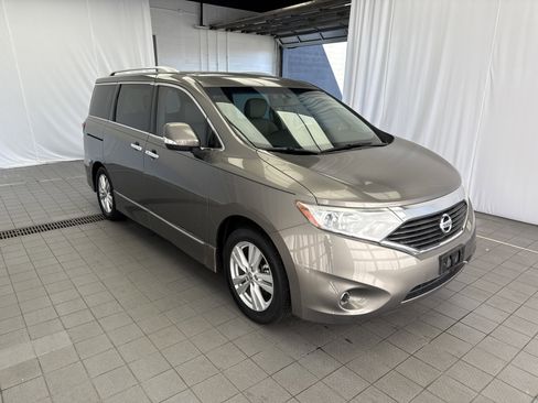 Used 2015 Nissan Quest SL image 3