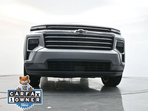 Used 2025 Chevrolet Traverse LT FWD image 30