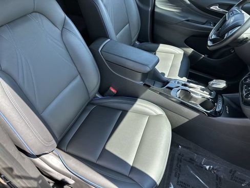 Certified 2024 Buick Envista Sport Touring w/ Convenience I Package FWD image 27