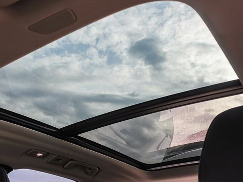 New 2026 Volvo XC60 B5 Plus w/ Climate Package PRO image 28