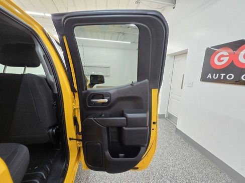 Used 2021 GMC Sierra 1500 2WD Double Cab w/ Fleet Convenience Package image 29