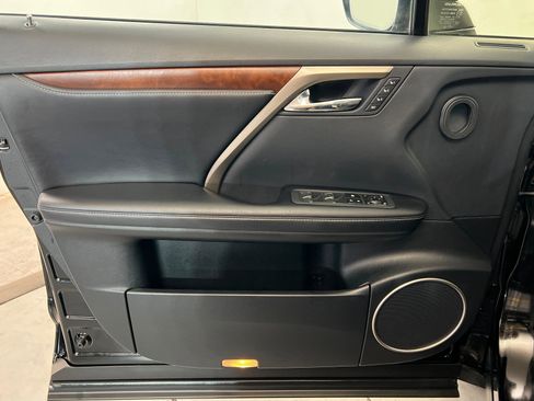 Used 2020 Lexus RX 450hL AWD w/ Premium Package image 15