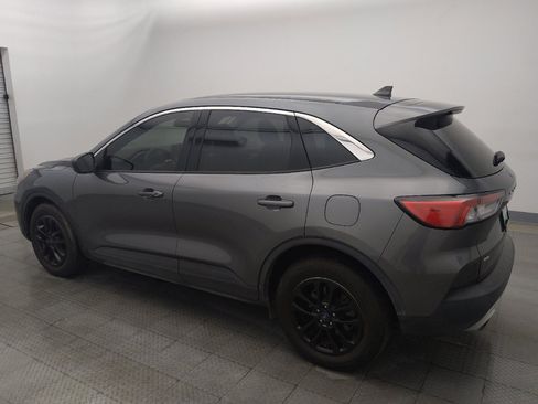 Used 2022 Ford Escape SE FWD image 3