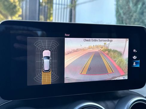 Certified 2022 Mercedes-Benz GLC 300 image 19