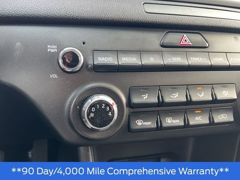 Used 2020 Kia Sportage LX AWD/4WD image 17