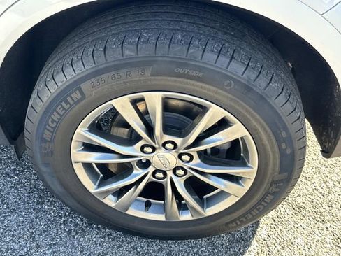 Used 2021 Cadillac XT5 Premium Luxury image 14