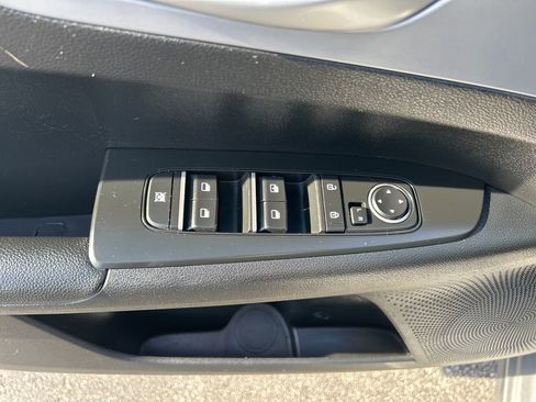 Used 2022 Kia Forte LXS image 17