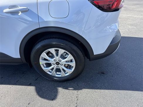 New 2026 Ford Escape Active image 7