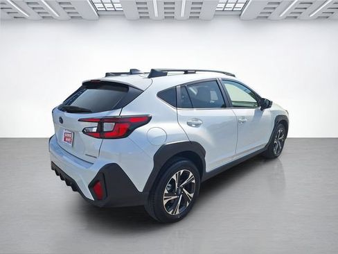 Used 2025 Subaru Crosstrek 2.5i Premium AWD/4WD image 4