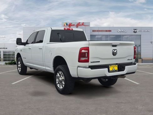 Used 2024 RAM 2500 Laramie AWD/4WD image 3