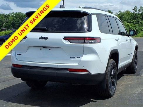 New 2025 Jeep Grand Cherokee L Limited w/ Luxury Tech Group II image 17