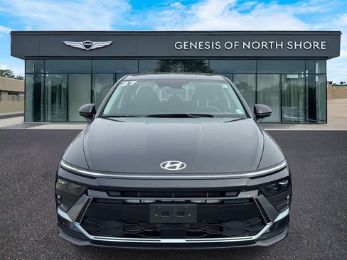 Certified 2025 Hyundai Sonata SE FWD image 2