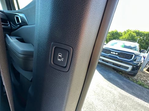 New 2026 Kia Carnival SX FWD image 19