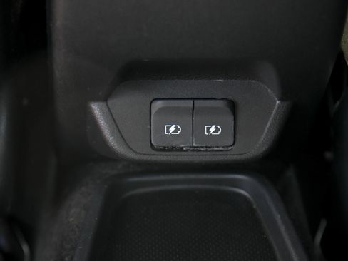Used 2025 Nissan Leaf S FWD image 35