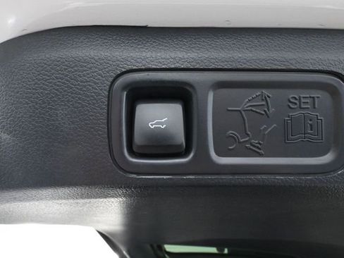 Used 2023 Lincoln Navigator L Reserve w/ Equipment Group 201A image 47