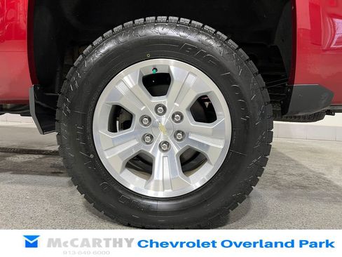 Used 2018 Chevrolet Silverado 1500 LT w/ All Star Edition image 26