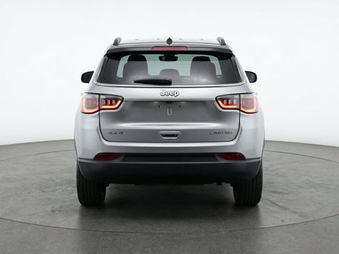 Used 2025 Jeep Compass Limited AWD/4WD image 7