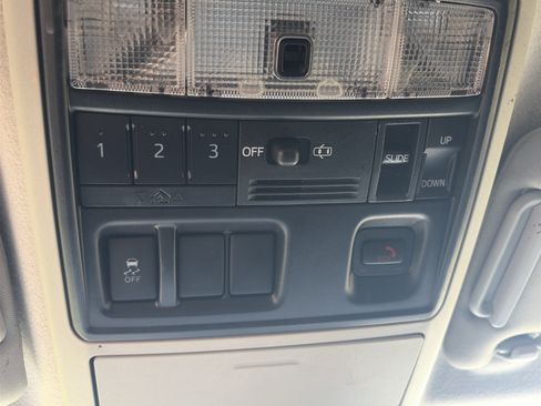 Used 2022 Toyota 4Runner Limited RWD image 29