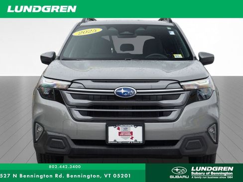 Certified 2025 Subaru Forester Premium image 27