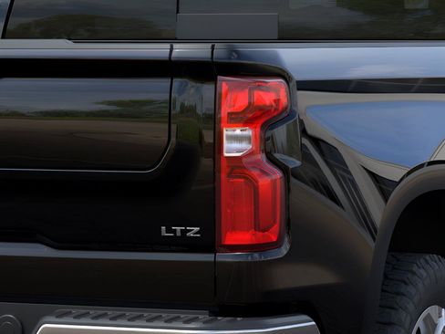 New 2026 Chevrolet Silverado 1500 LTZ w/ LTZ Premium Texas Edition AWD/4WD image 11