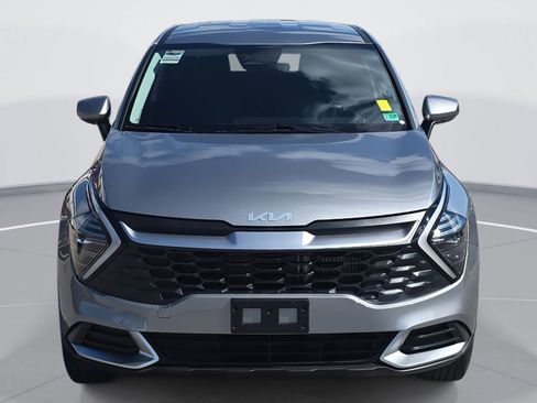 Used 2025 Kia Sportage LX image 2