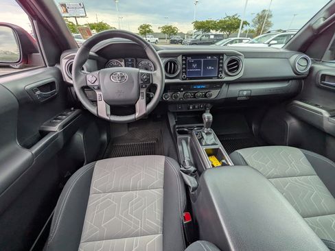 Certified 2023 Toyota Tacoma TRD Off-Road AWD/4WD image 13